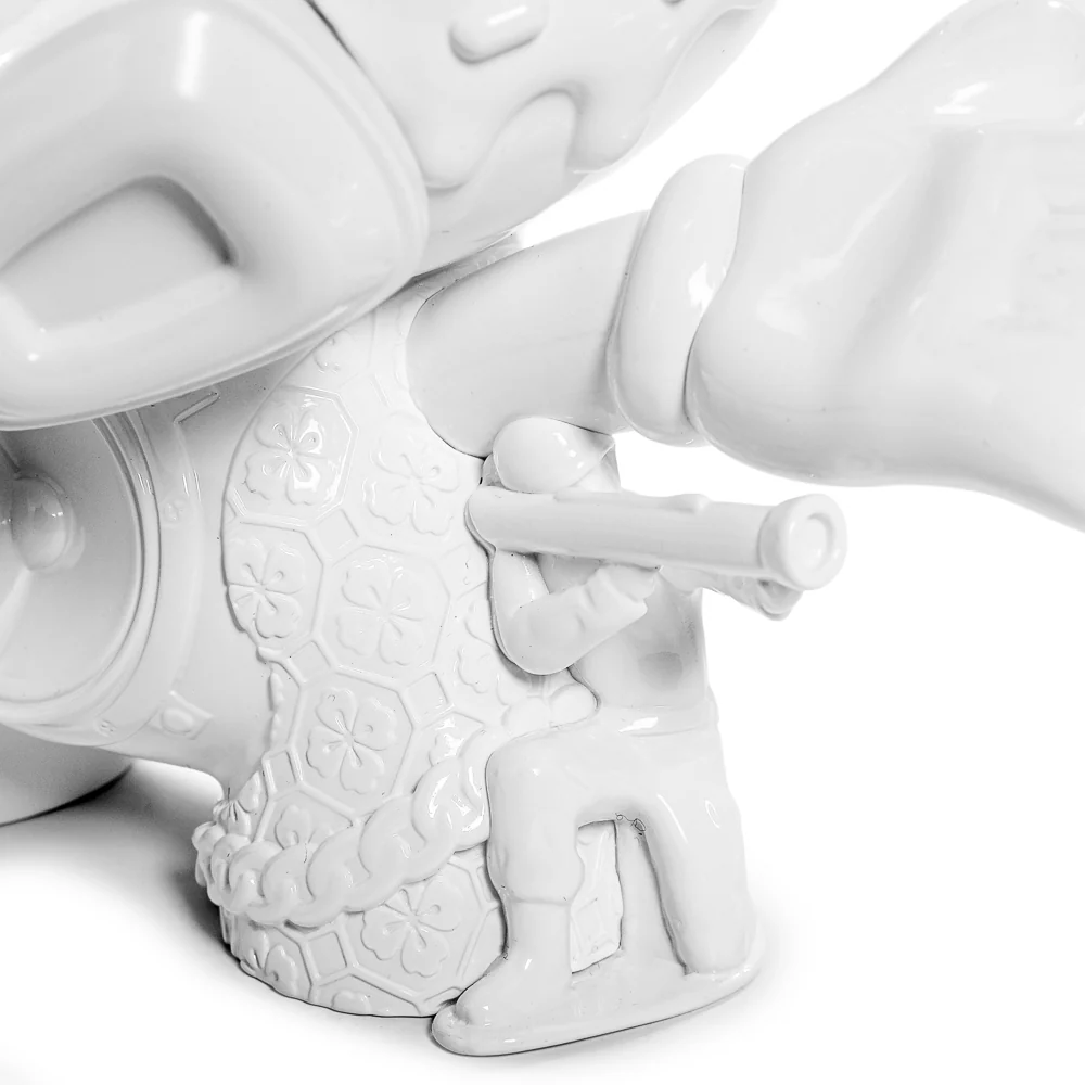 20th Anniversary Still Life Dunny 8" Art Figure - “Shock White” by Tristan Eaton - Image 16
