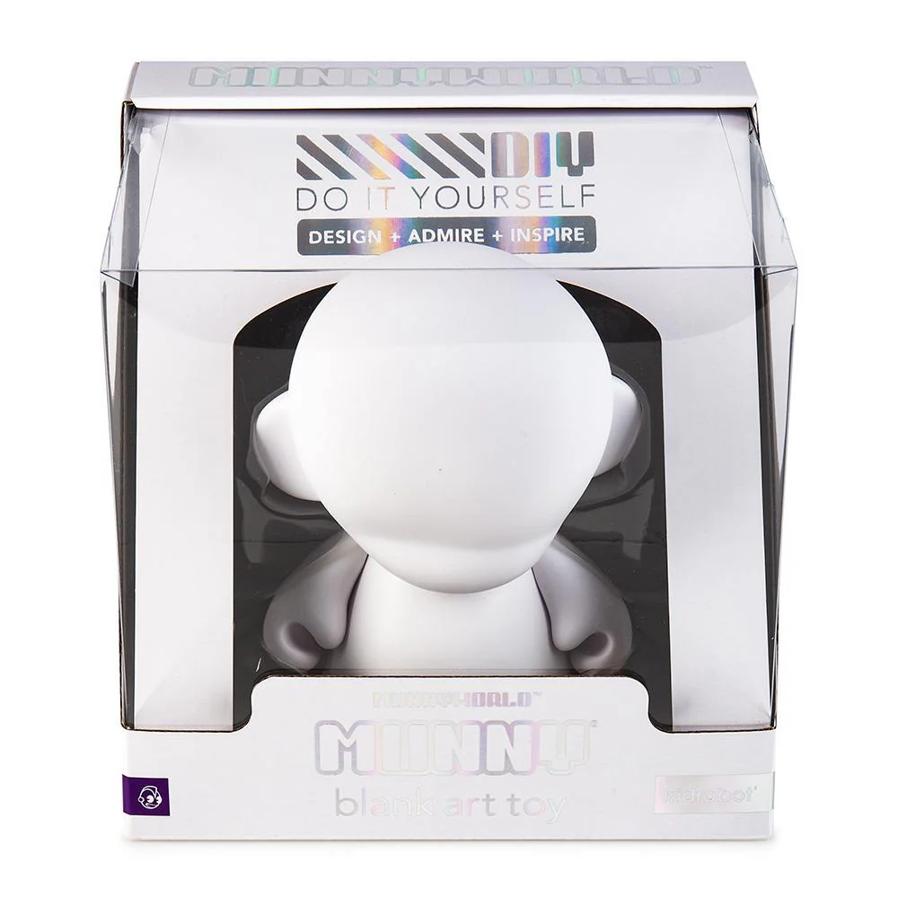 MUNNYWORLD 7" MUNNY Blank Art Toy by Kidrobot - Image 10